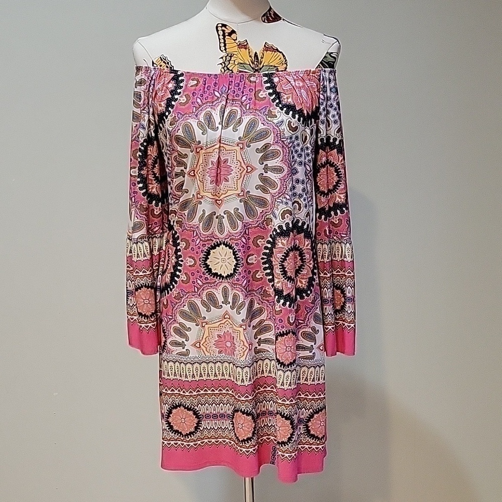 JJ BOUTIQUE paisley pink off the shoulder dress with bell sleeves.  Size is M.